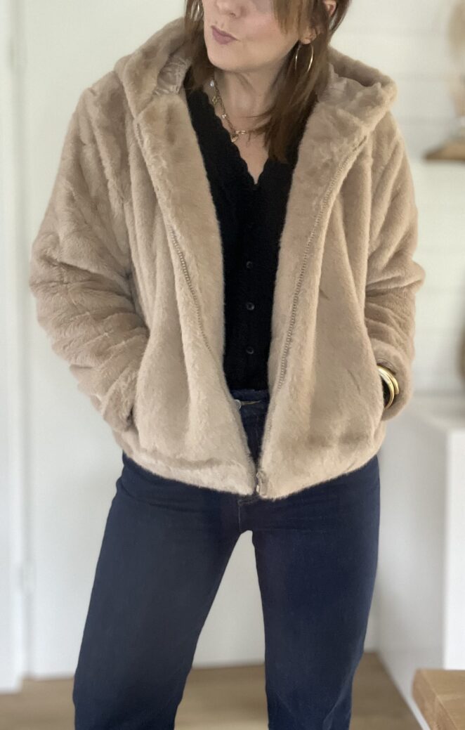 Veste Fourrure à Capuche Maya Beige