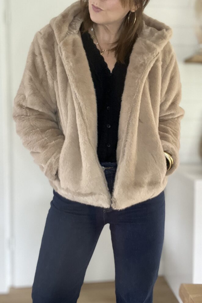 Veste Fourrure à Capuche Maya Beige