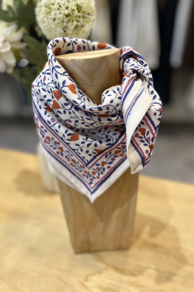 Foulard Love Klein Kid