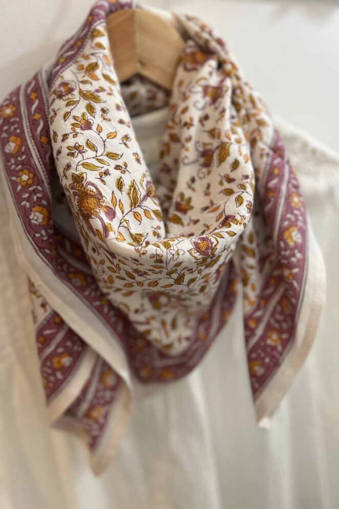 Foulard Folk Story Pétale