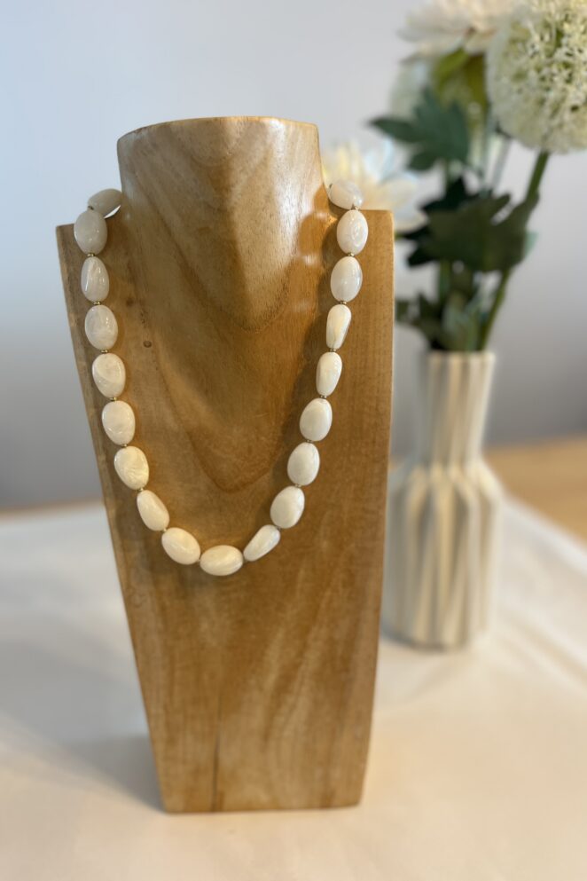 Collier Résine Blanc